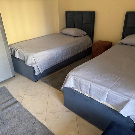 Provis Apartment Sharjah Luaran gambar