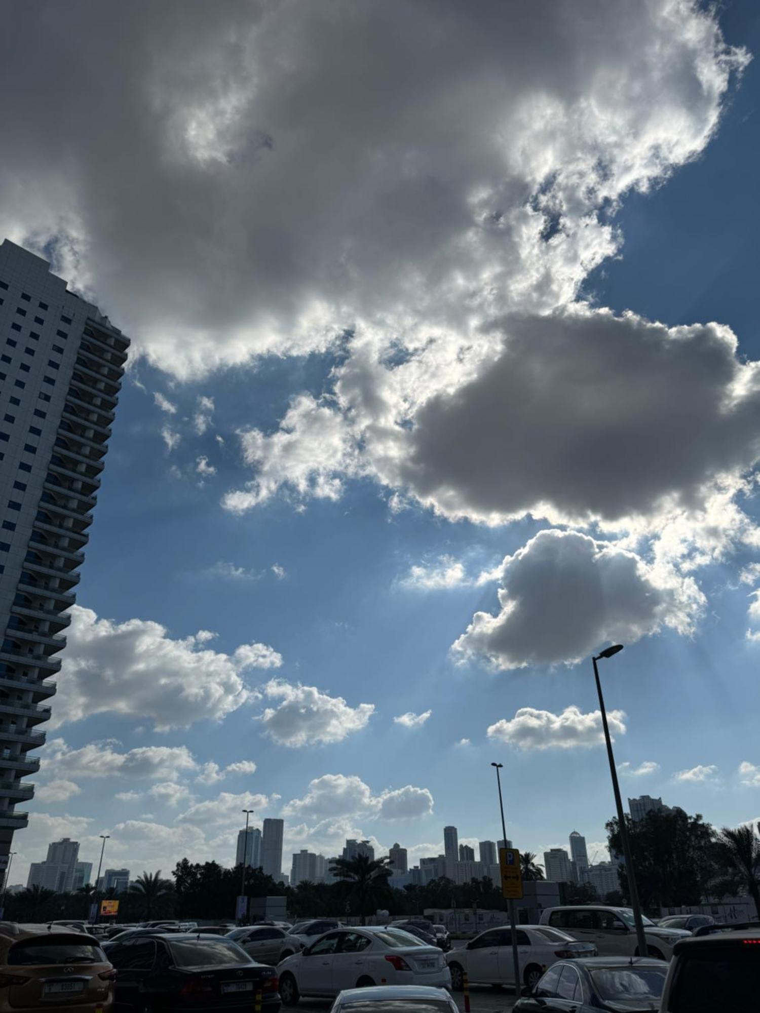 Provis Apartment Sharjah Luaran gambar